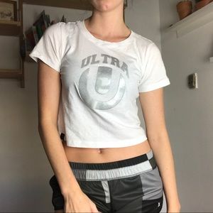 Ultra Merchandise Cropped T-Shirt